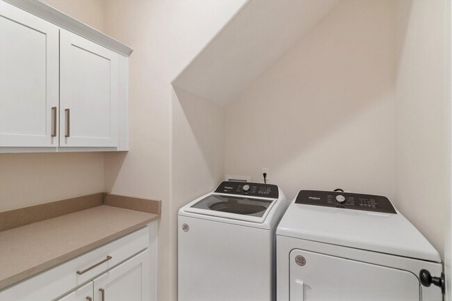 Building Photo - 55 VALLEY VIEW LANE Ln