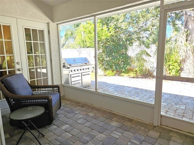 Building Photo - 1180 Palmetto Dr