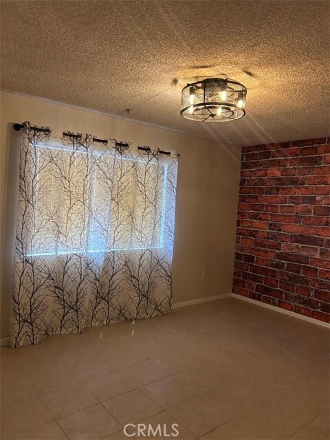 Building Photo - 25869 Sandy Lodge Rd