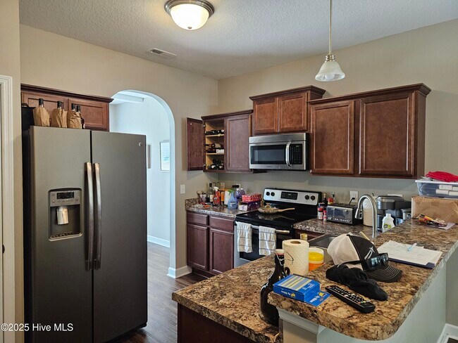 Building Photo - 609 Winfall Dr
