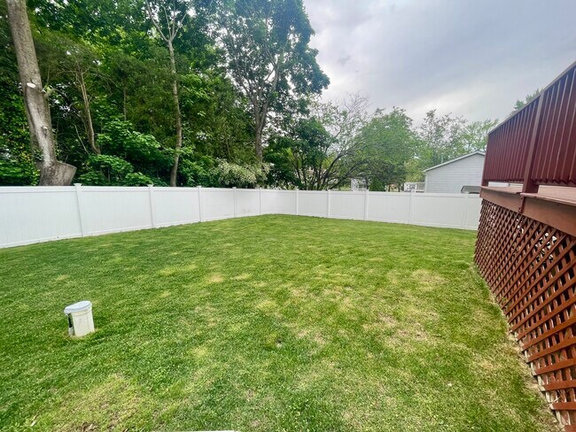 Building Photo - 39 Mabel St