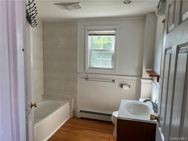 Building Photo - 10 Overlook Ave