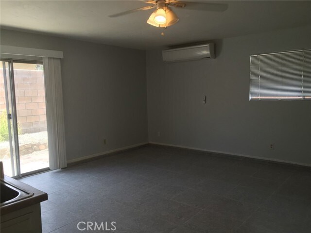 Building Photo - 39161 Bel Air Dr