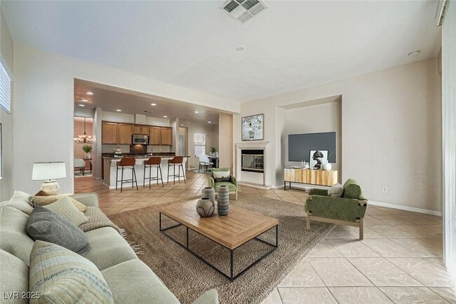 Building Photo - 8229 Oakshire St