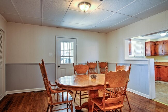 Building Photo - 1624 Edgemont Ave