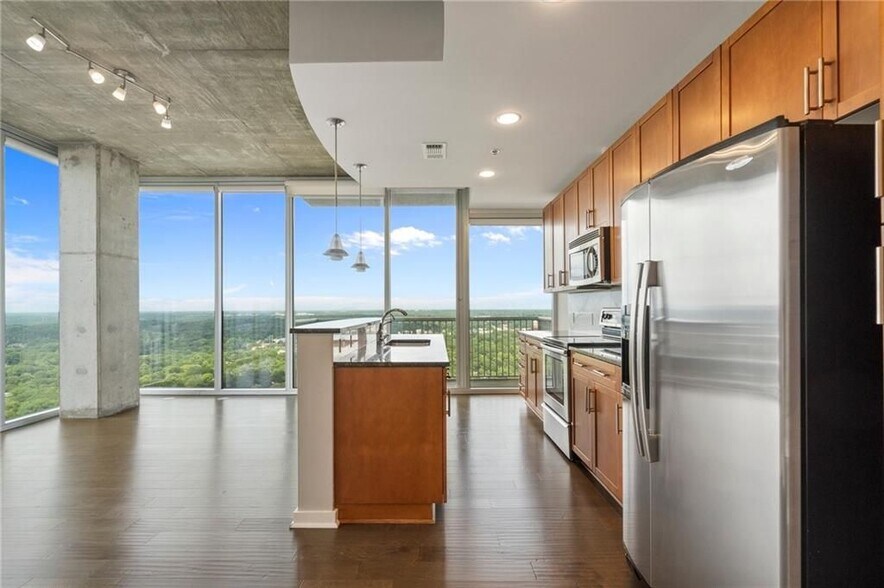 Building Photo - 855 Peachtree St NE