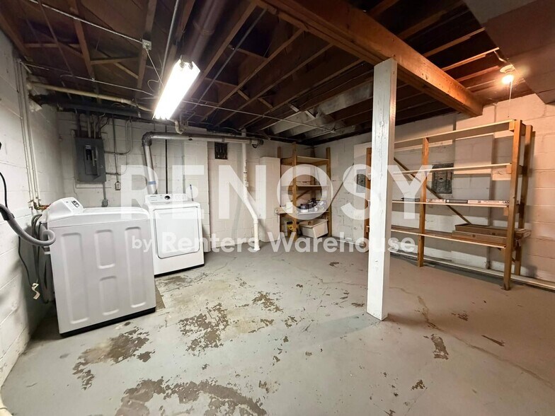 Building Photo - 1144 Polk Blvd