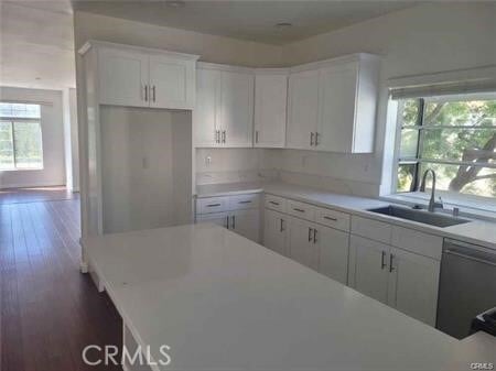 Building Photo - 2825 Plaza del Amo