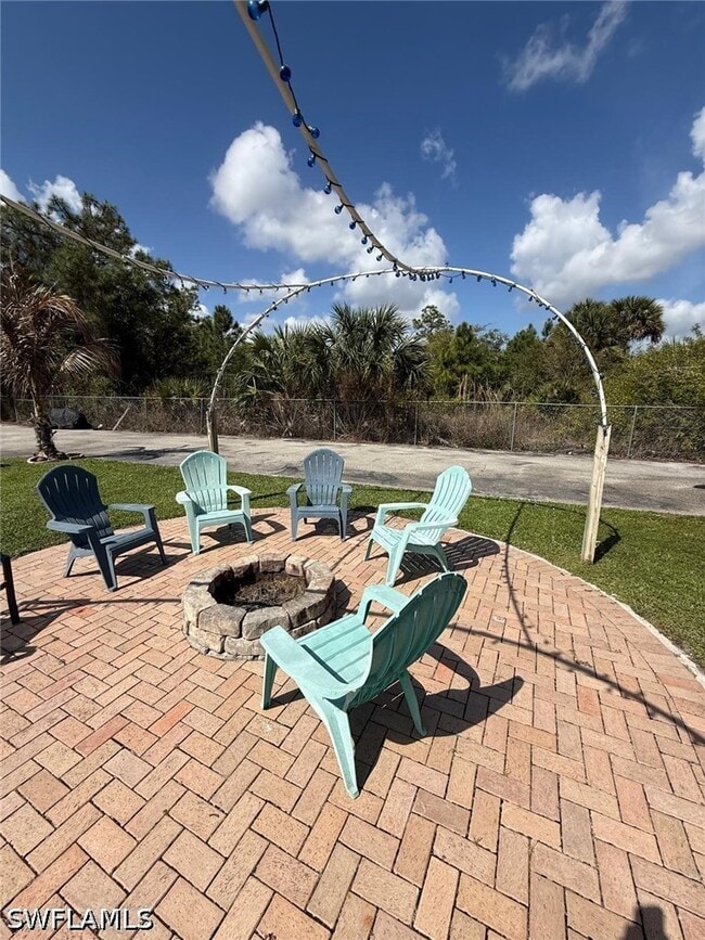 Building Photo - 3220 29th Ave NE