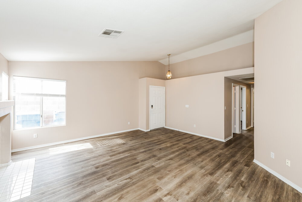 Building Photo - 6111 Grape Blossom Ave