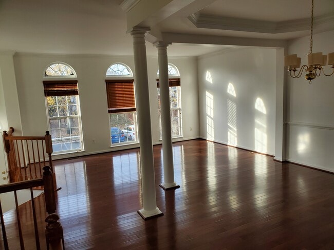 Building Photo - 22045 Chelsy Paige Sq