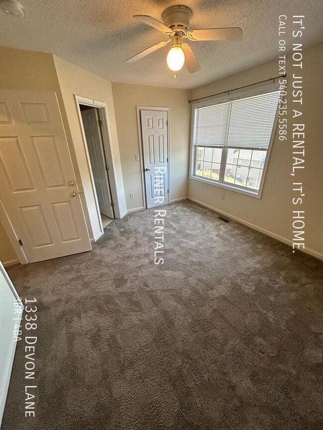 Building Photo - 1338 Devon Ln