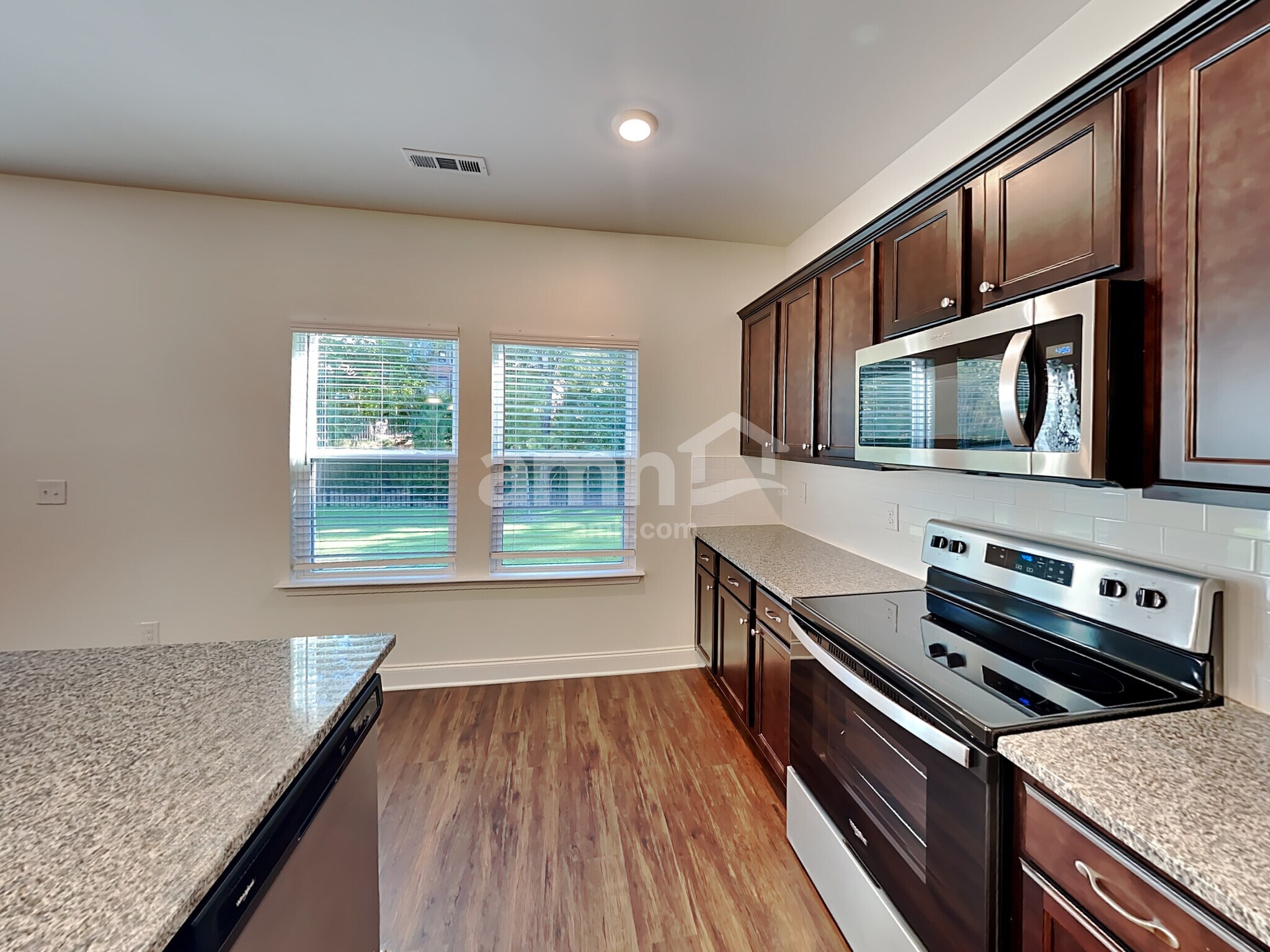 Building Photo - 5932 Hagar Vly Dr