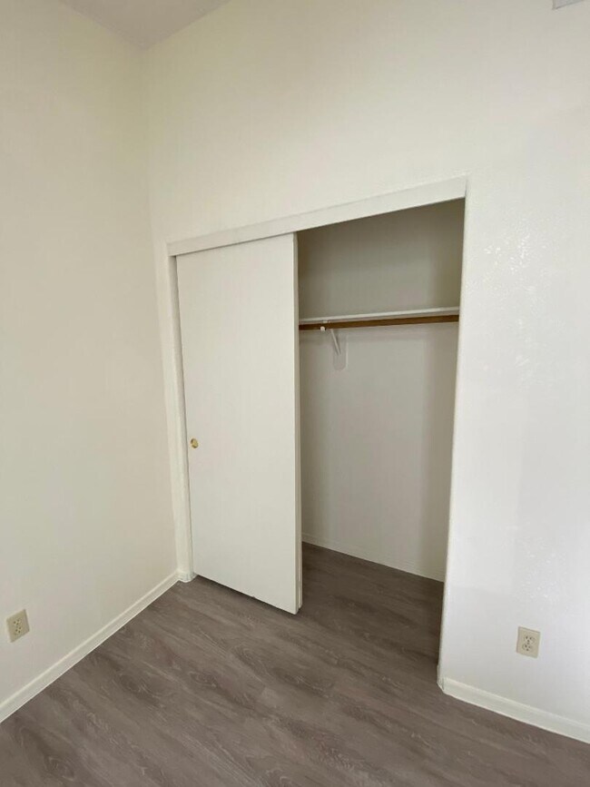 Building Photo - 10237 E Desert Crossings Way