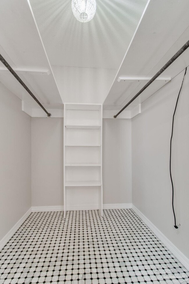 Building Photo - 5894 W Shore Dr