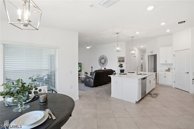 Building Photo - 5427 Double Eagle Cir