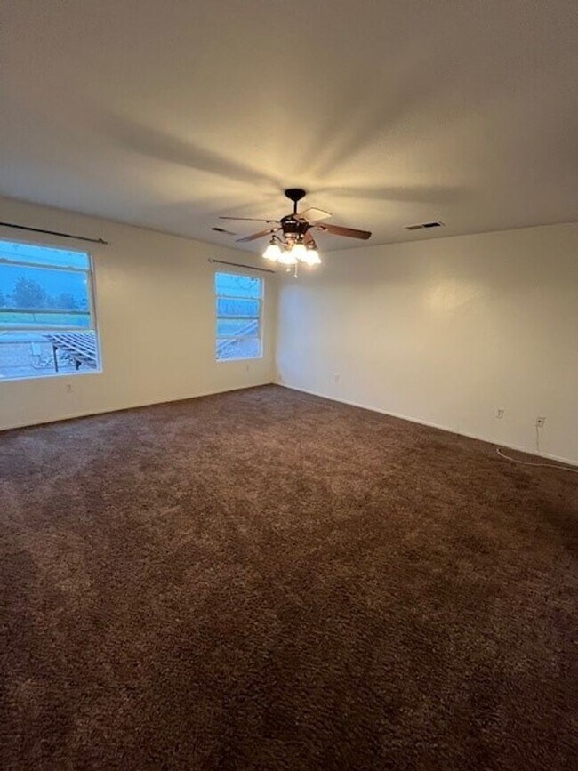 Building Photo - 11515 Presidential Rd