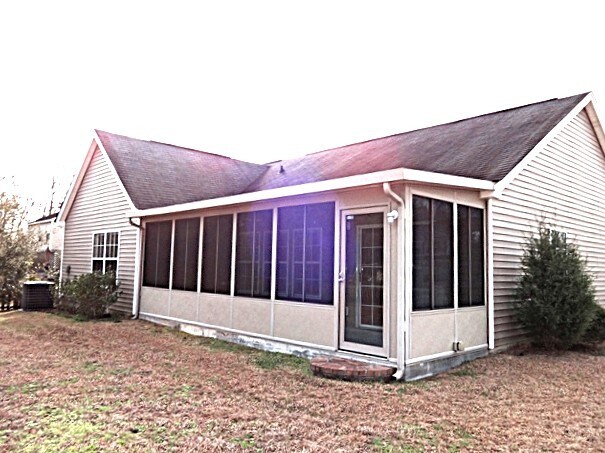 Building Photo - 530 Beverly Dr