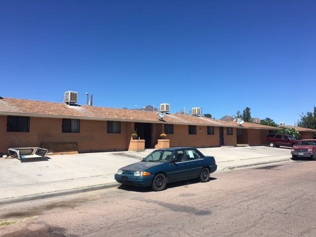 Building Photo - 8701 Lawson St