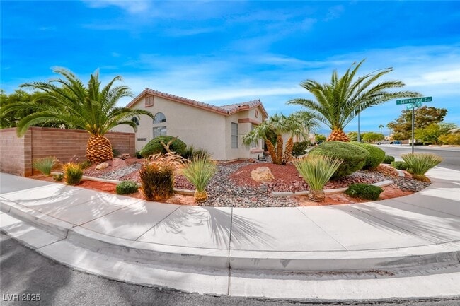 Building Photo - 6405 Break Point Ave