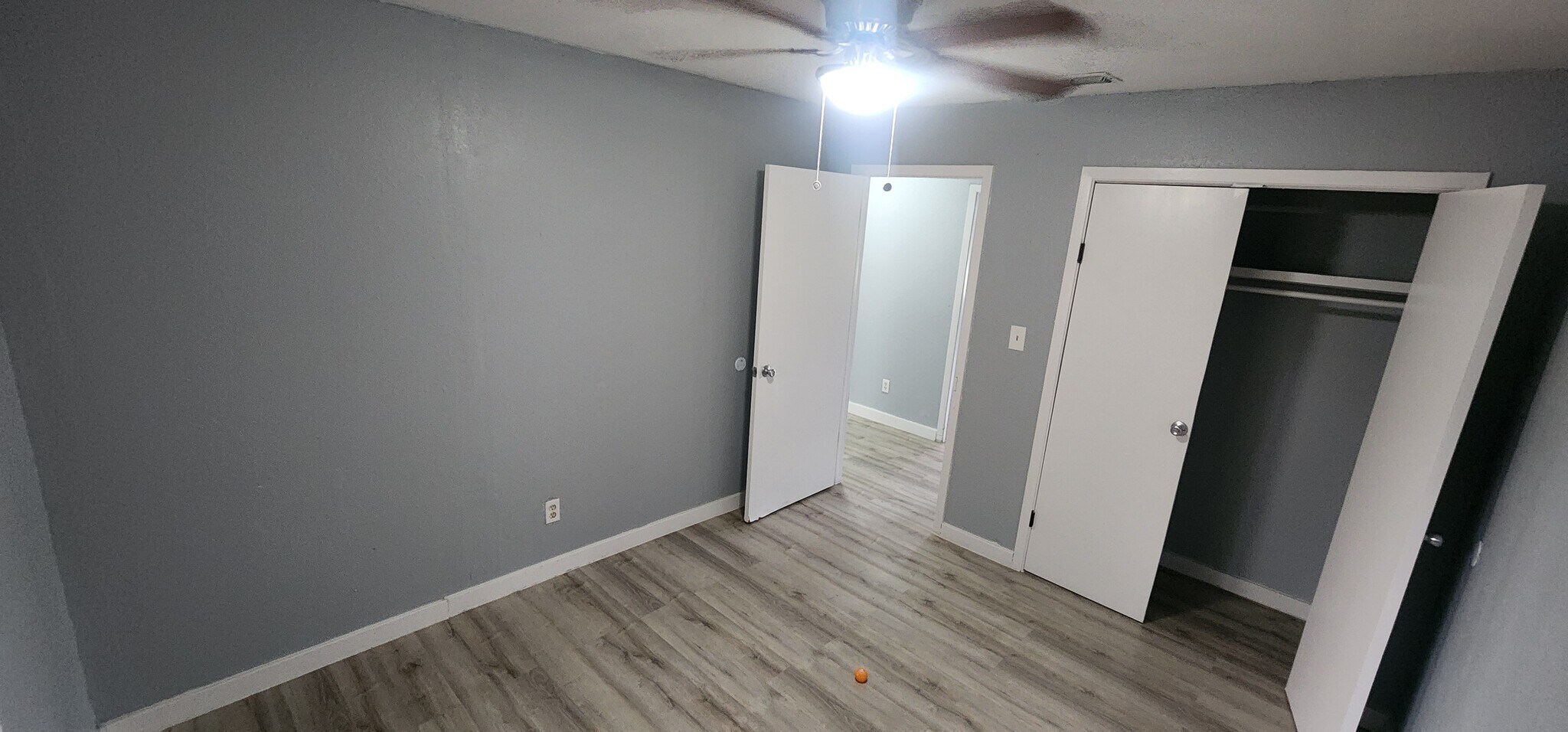 Building Photo - 1013 Reynosa St