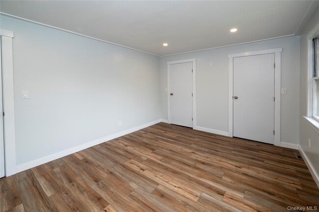 Building Photo - 61 Halcyon Terrace