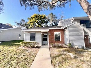 Building Photo - 121 Hidden Arbor Ct
