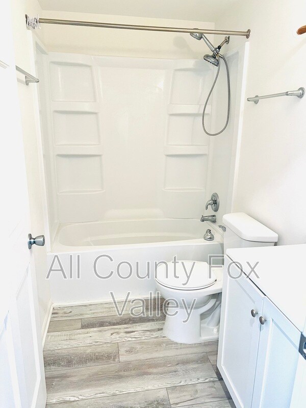 Building Photo - 284 W Windsor Terrace