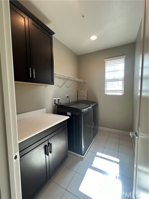 Building Photo - 9735 La Vine Ct