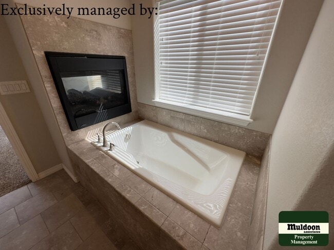 Building Photo - Amazing Home - All The Upgrades! Available Now!