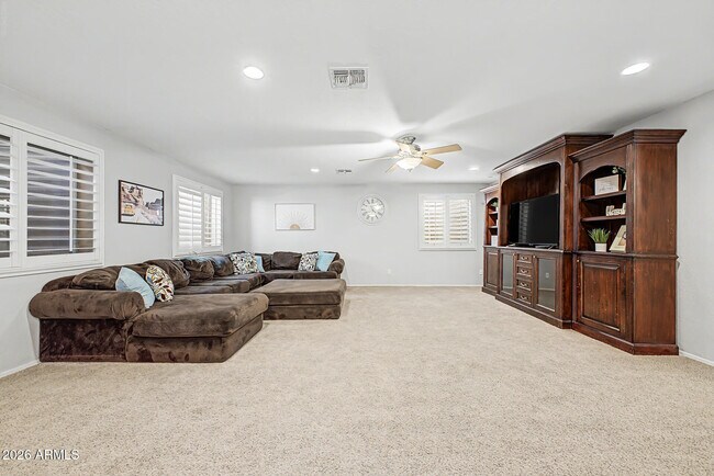 Building Photo - 4203 E Los Altos Rd