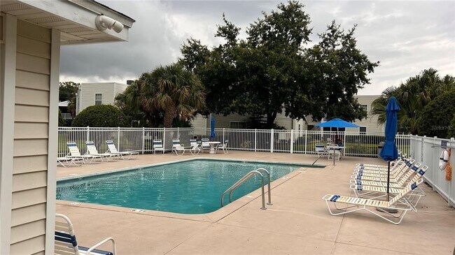 Building Photo - 3900 Southpointe Dr