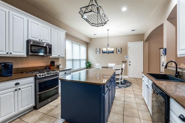 Building Photo - 3226 Appleblossom Dr