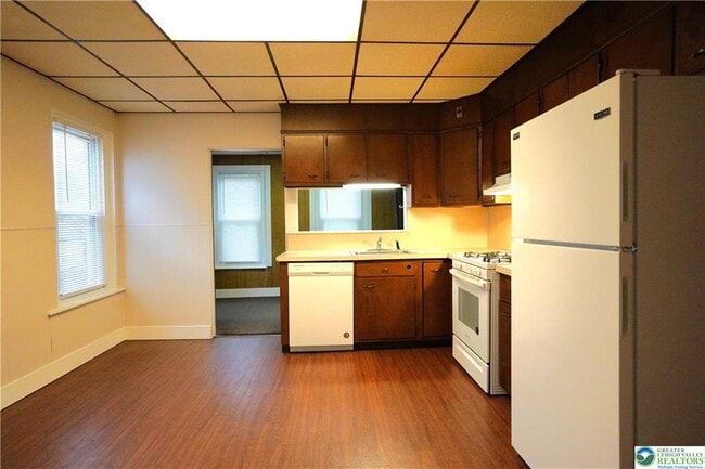 Building Photo - 543 Chestnut St