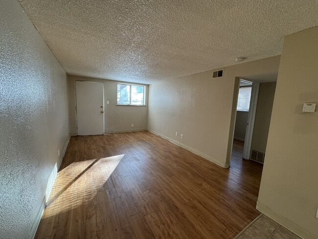 Primary Photo - Stunning Modern 1BR for rent!