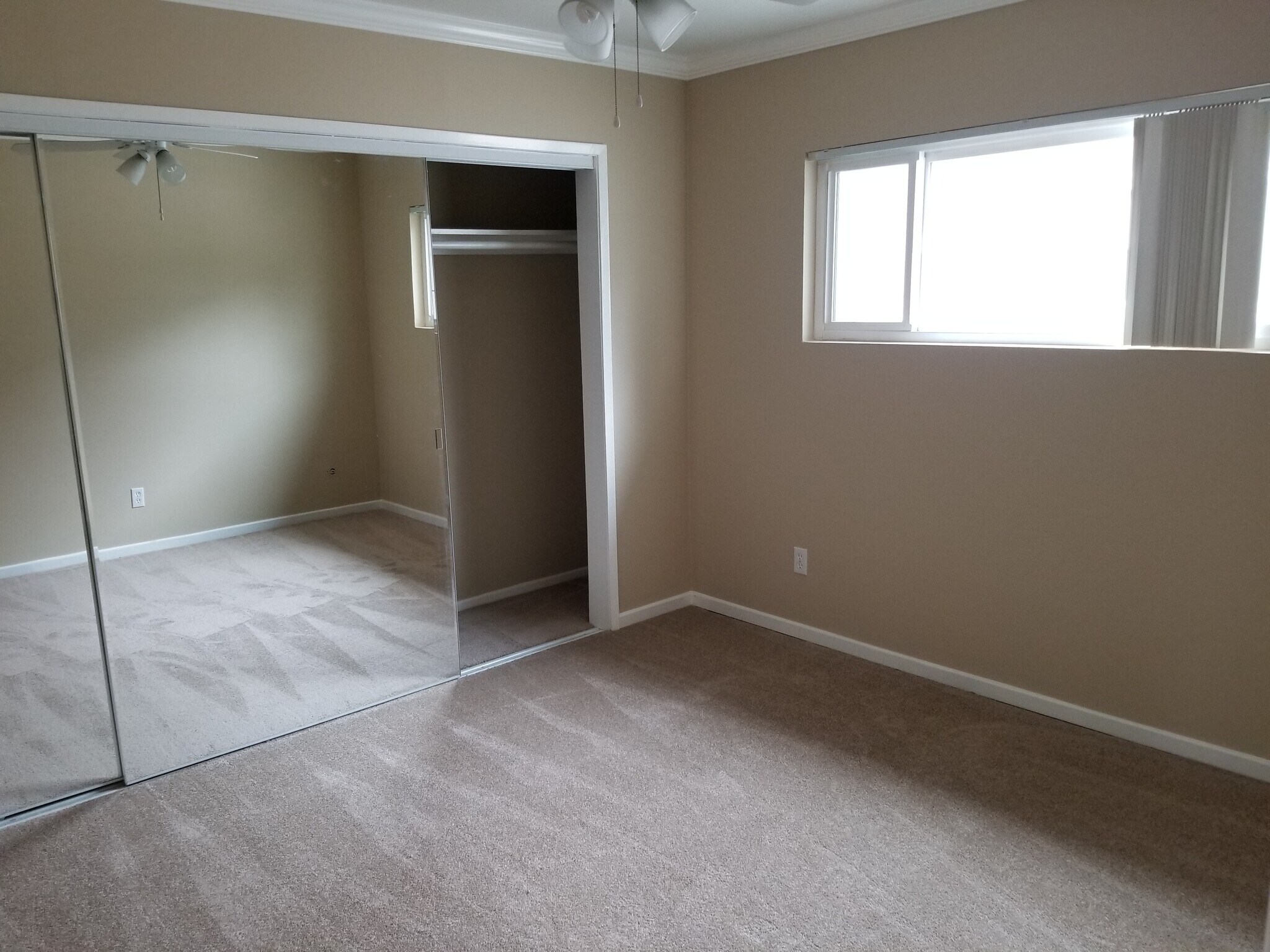 Building Photo - 621 S Shelton St