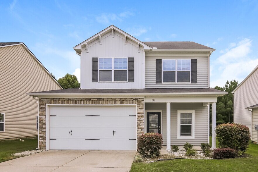 Primary Photo - 731 Hunters Ridge Dr