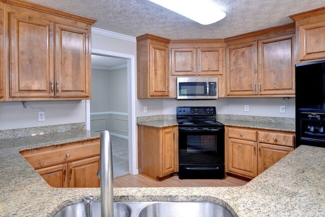 Building Photo - Lovely home in Woods of Tabb