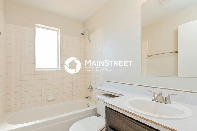 Building Photo - 6 Bedroom Pet-Friendly Home in Tucson, AZ ...