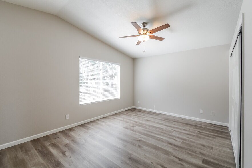 Building Photo - 3719 W Camino Real