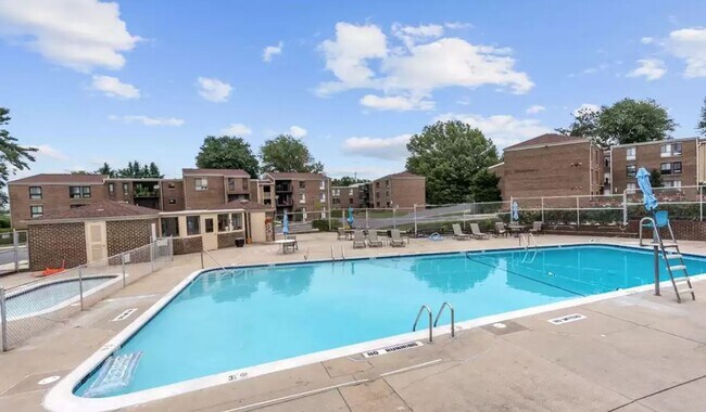 Building Photo - 3204 Spartan Rd