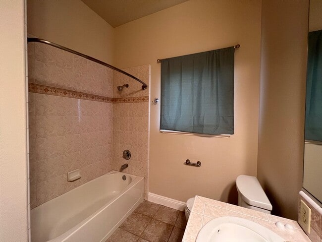 Building Photo - 3-bedroom home in Desert Lakes Golf Community