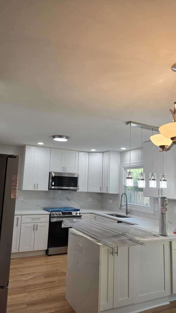Building Photo - 964 Brookside Ln