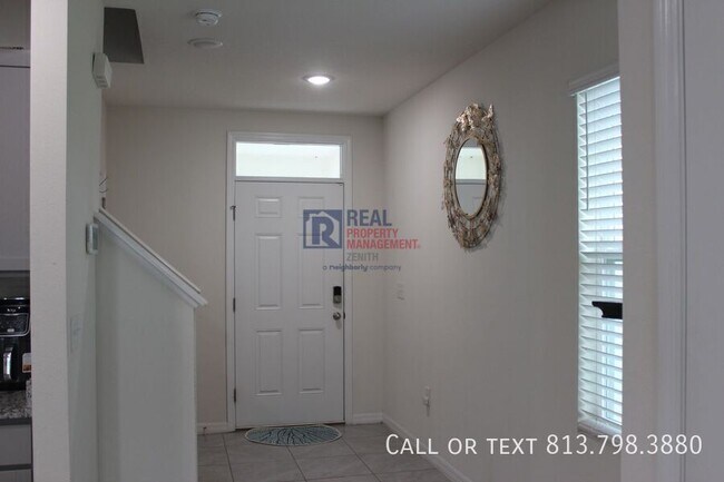 Building Photo - 3199 Suncoast Plains Dr