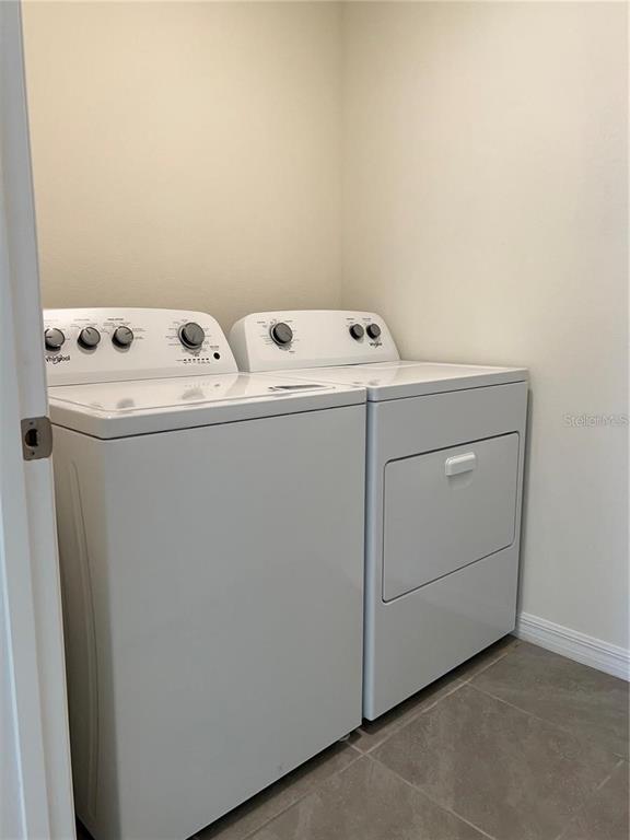 Building Photo - 378 SE 66th Ct