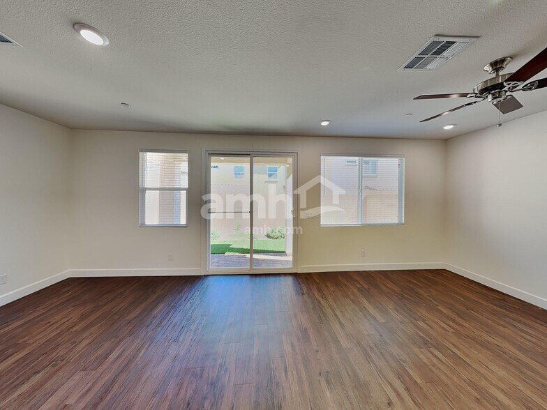 Building Photo - 288 Dahlia Rachel Pl