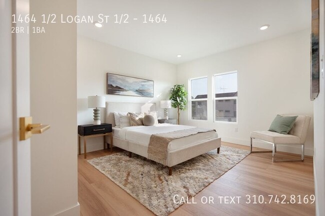 Building Photo - 1464 1/2 Logan St 1/2-1464