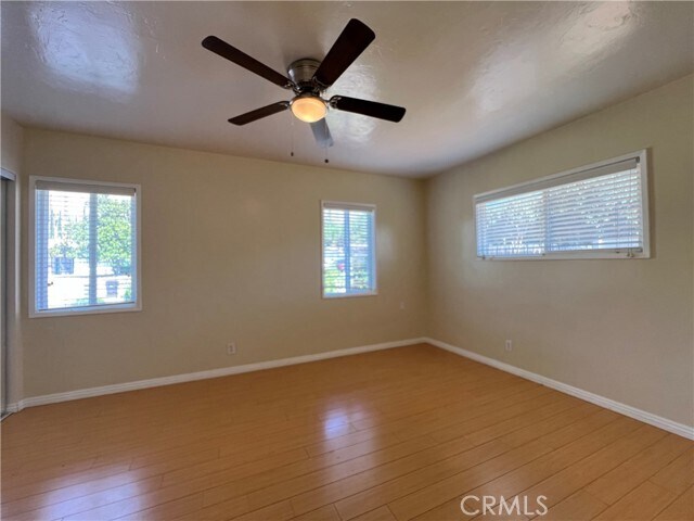 Building Photo - 4075 Mt Vernon Ave