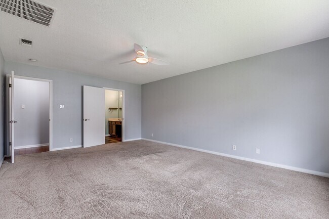 Building Photo - 3522 Eagle Creek