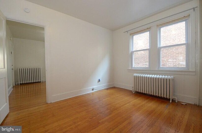 Building Photo - 236 Delmont Ave